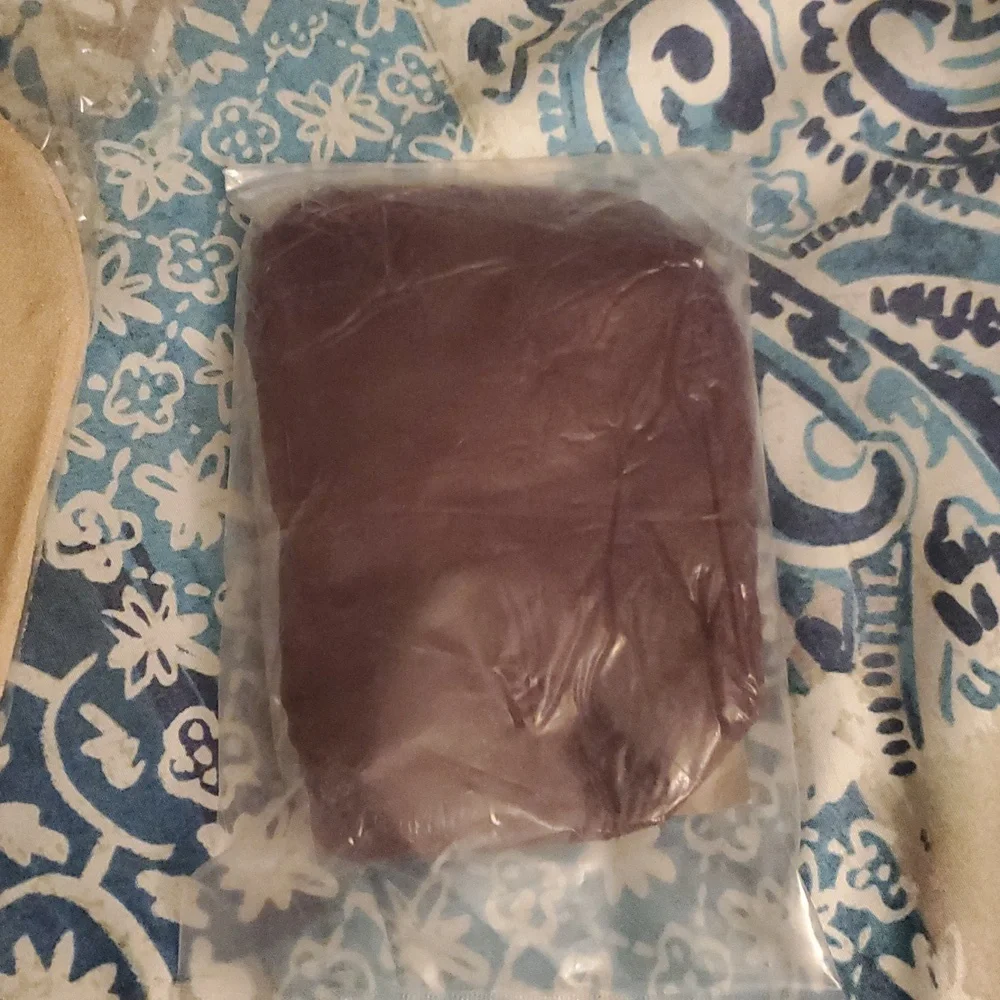 Exfoliating Glove - Gold With Extract Lavender Soap Anyone Can Use This Product.